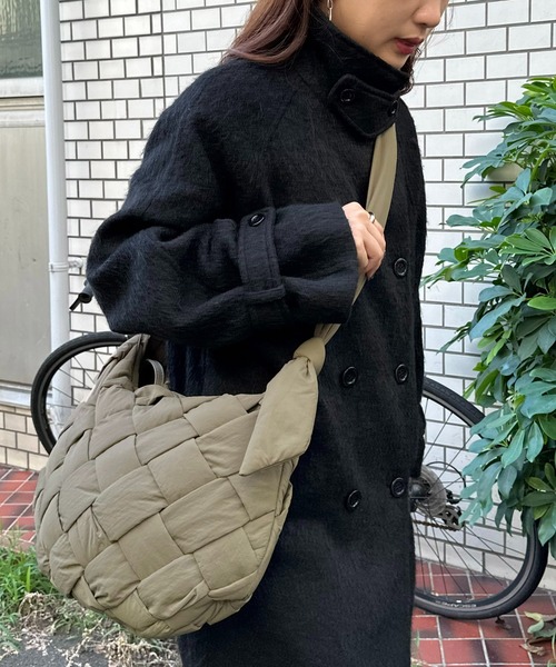 DISCOAT（ディスコート）の「ボンディングメッシュボディバッグ（ボディバッグ/ウエストポーチ・レディース・ブルー/ブラック/アイボリー/カーキ・FREE）」の15枚目の写真