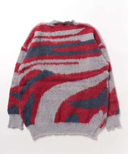 DIAVEL（ディアベル）の「シャギージャカードニットトップス　ビッグシルエットニットプルオーバー（ニット/セーター・レディース・グリーン/レッド/ブラック×ホワイト/ブラウン・M）」の19枚目の写真