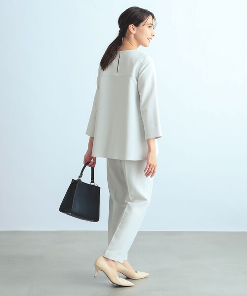 B:MING by BEAMS(ビーミングバイビームス)の「【セレモニー・フォーマル】B:MING by BEAMS / ストレッチ プルオーバー(シャツ/ブラウス・レディース・ブラック/ネイビー/ライトグレー・L/O/S/M)」の5枚目の写真