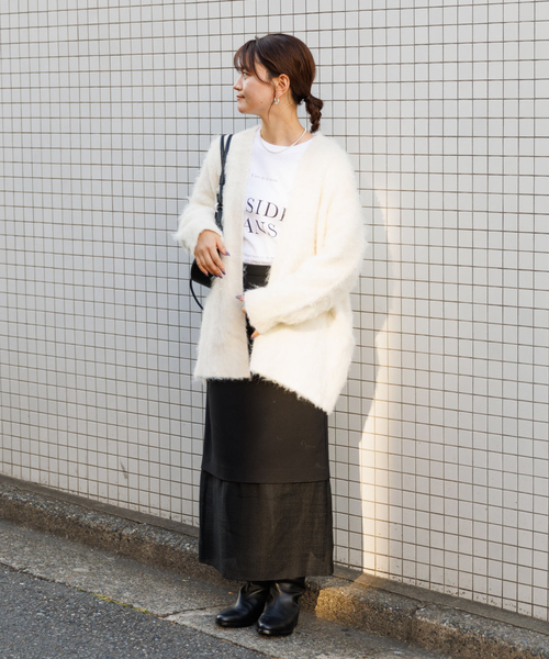 Rouge vif Anna（ルージュヴィフアンナ）の「フロント＆袖ロゴロンT（Tシャツ/カットソー・レディース・パープル/チャコールグレー・フリー）」の17枚目の写真