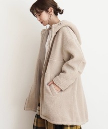 フーディーボアコート