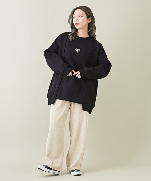 CUBE SUGAR（キューブシュガー）の「裏起毛スウェットバックプリントロゴプルオーバー（スウェット・レディース・オートミール/レッド/ブラック/マルチ/カーキ・M）」の6枚目の写真