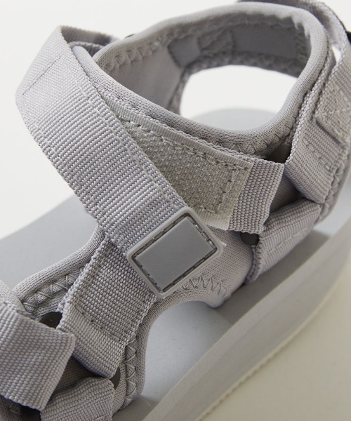 devirock（デビロック）の「ふわもちボリュームソール スポーツサンダル（サンダル・キッズ・その他2/その他1/ブラック系その他/ピンク系その他・24.0cm/23.0cm/22.0cm/21.0cm/20.0cm/19.0cm/18.0cm/17.0cm）」の12枚目の写真