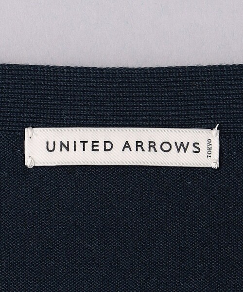 UNITED ARROWS(ユナイテッドアローズ)の「ギザコットン ハイゲージ カーディガン(カーディガン/ボレロ・メンズ・ネイビー/ライトグレー・XL/S/L/M)」の18枚目の写真
