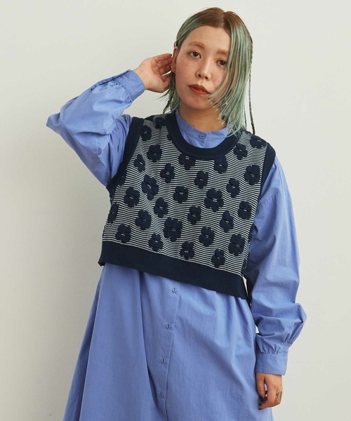 AMBIDEX（アンビデックス）の「デイジージャカード コンパクトベスト（ベスト・レディース・ネイビー/キナリ・FREE）」の16枚目の写真