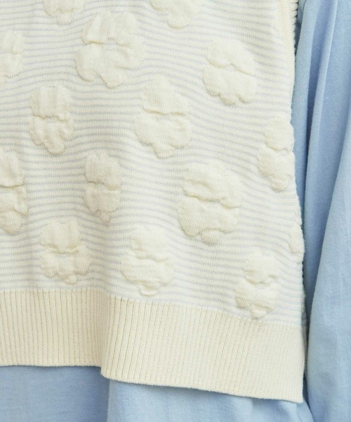 AMBIDEX（アンビデックス）の「デイジージャカード コンパクトベスト（ベスト・レディース・ネイビー/キナリ・FREE）」の3枚目の写真