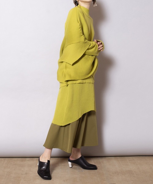 OSMOSIS(オズモーシス)の「クロスニットプルオーバー(ニット/セーター・レディース・ベージュ/ライトグリーン/ブラック・ONE SIZE)」の13枚目の写真