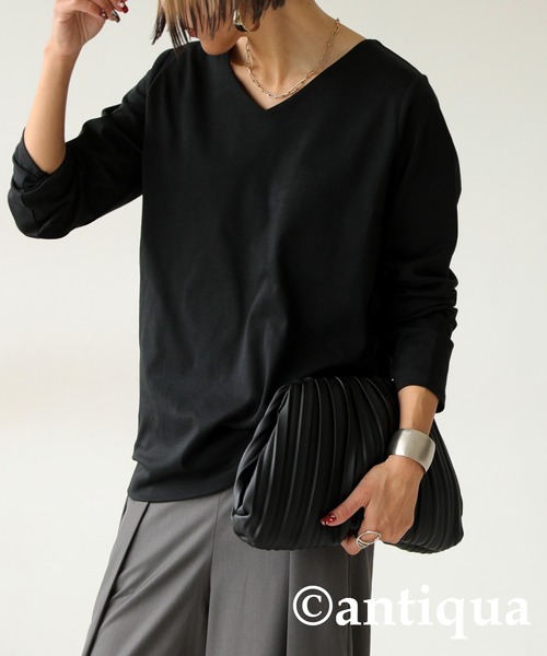 antiqua(アンティカ)の「長袖 綿100 無地 Vネック ロンT(Tシャツ/カットソー・レディース・ネイビー/ブラック/オフホワイト/スミクロ/カーキ・XL/L/M)」の14枚目の写真