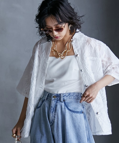 GEVS.（ジェイヴィス）の「＜大きいサイズ＞ カットジャガード半袖シャツ GEVS.（シャツ/ブラウス・レディース・ブラック/アイボリー・LL/3L/4L/5L/L）」の7枚目の写真