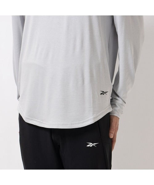 Reebok（リーボック）の「チル ロングスリーブTシャツ / RBK-CHILL+ LS TEE（Tシャツ/カットソー・メンズ・ブラック/ライトグレー・LARGE/MEDIUM/SMALL/XX-LARGE/X-LARGE）」の6枚目の写真