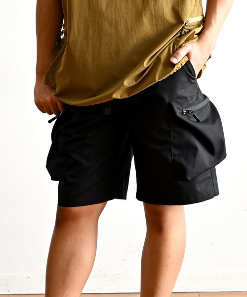 WILDERNESS EXPERIENCE(ウィルダネスエクスペリエンス)の「WILDERNESS EXPERIENCE ウィルダネス エクスペリエンス Field pocket climbing shorts(その他パンツ・メンズ・ブラック/カーキ・LARGE/X-LARGE/MEDIUM)」の1枚目の写真