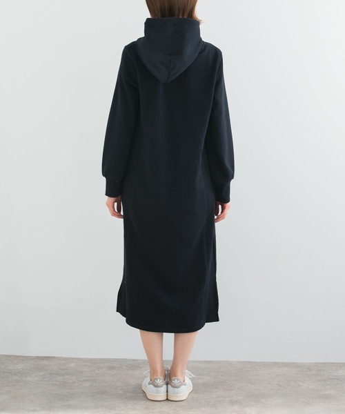 URBAN RESEARCH ROSSO WOMEN(アーバンリサーチ ロッソ)の「『WEB限定』パーカーワンピース(ワンピース・レディース・グレー系その他/モカ/ネイビー・FREE)」の19枚目の写真