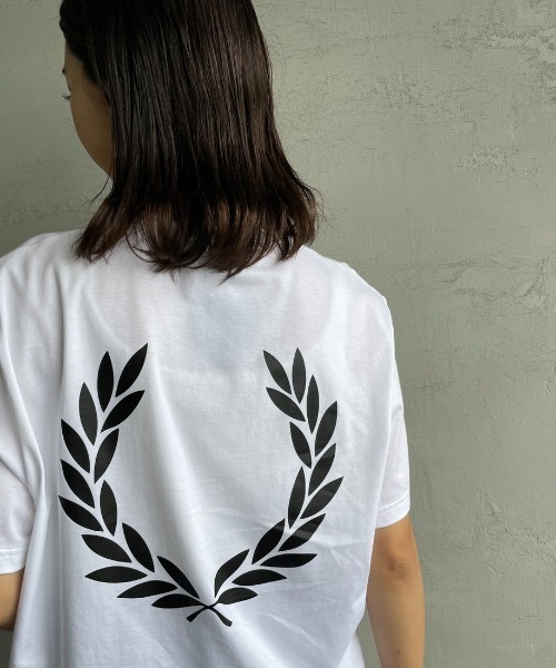 ◆FRED PERRY フレッドペリー◆別注 ビックローレルリースロゴT ◇FRED PERRY フレッドペリー◇別注 ビックローレルリースロゴT
