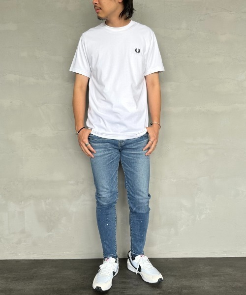 FRED PERRY ロゴ Tシャツ バックプリント m7784top.jpg