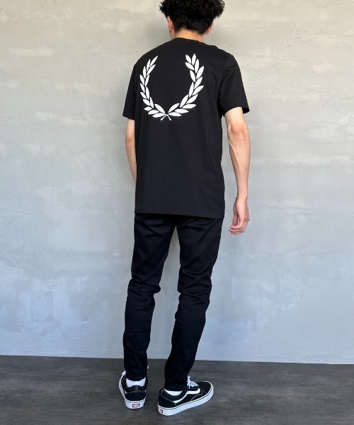 【FRED PERRY】月桂冠 バック プリント Tシャツ ※送料無 FRED PERRY（フレッドペリー）の「[FRED PERRY/フレッドペリー