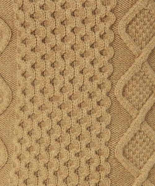 green label relaxing(グリーンレーベルリラクシング)の「CB HAMILTON ARAN C/N 5G ニット(ニット/セーター・レディース・オフホワイト/ブラウン/ネイビー・40/38)」の8枚目の写真