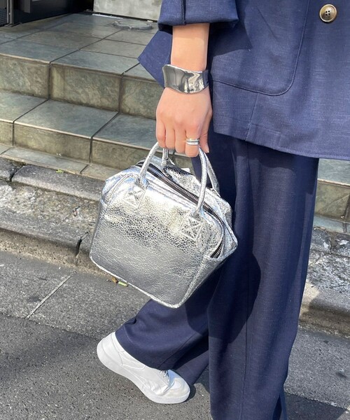 fredy emue(フレディエミュ)の「メタルキューブ2WAYバッグ(ショルダーバッグ・レディース・シルバー/ミント/ブロンズ・FREE)」の5枚目の写真