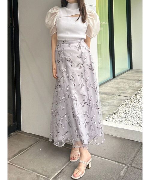 MERCURYDUO(マーキュリーデュオ)の「チュール刺繍ブーケ柄フレアスカート(スカート・レディース・チャコールグレー/ライトブルー/ラベンダー・SMALL/MEDIUM/X-SMALL)」の11枚目の写真