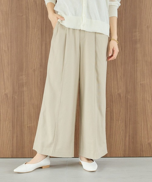 Elura（エルーラ）の「リネンブレンド冷感パンツ（その他パンツ・レディース・イエロー/カーキ/ライトベージュ/ブラウン系その他・SMALL/MEDIUM/LARGE）」の2枚目の写真