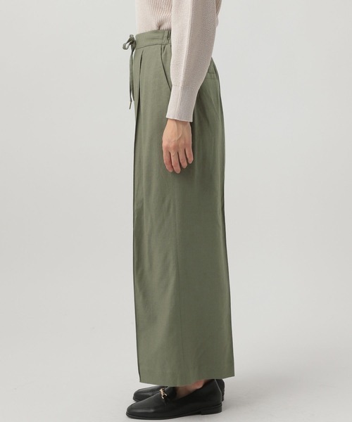 Elura（エルーラ）の「リネンブレンド冷感パンツ（その他パンツ・レディース・イエロー/カーキ/ライトベージュ/ブラウン系その他・SMALL/MEDIUM/LARGE）」の17枚目の写真