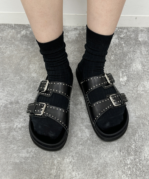 U by SPICK&SPAN（ユーバイスピックアンドスパン）の「【MOHI/モヒ】 STUDS 2ストラップサンダル（サンダル・レディース・ブラック・36/37/38）」の5枚目の写真
