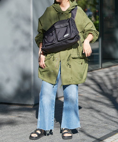 U by SPICK&SPAN（ユーバイスピックアンドスパン）の「【MOHI/モヒ】 STUDS 2ストラップサンダル（サンダル・レディース・ブラック・36/37/38）」の7枚目の写真