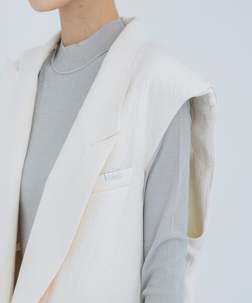 kotohayokozawa（コトハヨコザワ）の「【kotohayokozawa/コトハヨコザワ】レイヤードタイスリーブレスジャケット（その他アウター・レディース・アイボリー・FREE）」の6枚目の写真