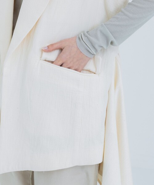 kotohayokozawa（コトハヨコザワ）の「【kotohayokozawa/コトハヨコザワ】レイヤードタイスリーブレスジャケット（その他アウター・レディース・アイボリー・FREE）」の8枚目の写真