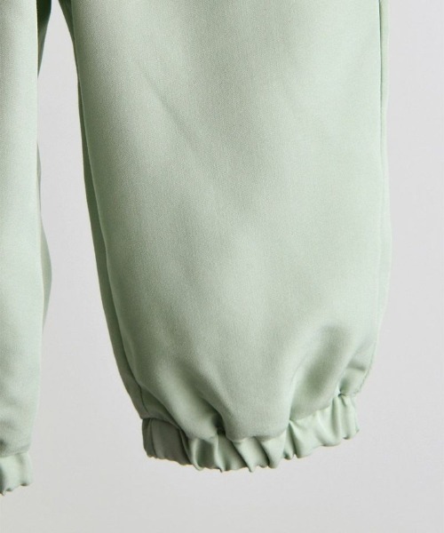 moimoln（モイモルン）の「【SOFT＆】クリーム9分丈ジョガーパンツ（その他パンツ・キッズ・ベージュ/グリーン・90cm/100cm/110cm）」の10枚目の写真