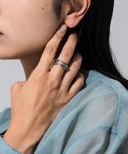 URBAN RESEARCH(アーバンリサーチ)の「decor『デコール』 Spiral twist ring(リング・レディース・シルバー・-)」の3枚目の写真