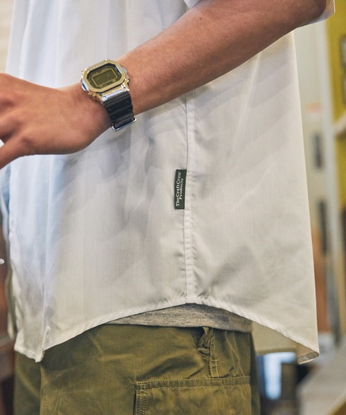 THE CRAFT CREW PRODUCTS（ザクラフトクループロダクツ）の「ファンクショナルファブリック ビッグシルエット アソートレギュラーカラー半袖シャツ / 抗菌・防臭・イージーケア【THE CRAFT CREW PRODUCTS】（シャツ/ブラウス・メンズ・ダークインディゴブルー/ブラック系/ブルー系/ブラック系1/ブラック系2/ネイビー系/グレー系/オフホワイト/ホワイト系/グレイッシュベージュ/サックスブルー・M/S/L）」の16枚目の写真