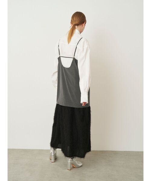 ELENDEEK（エレンディーク）の「マテリアルドッキングキャミワンピース（ワンピース・レディース・グレー/ブラック/ライトグレー・01/02）」の21枚目の写真