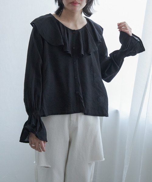 VENCEEXCHANGE（ヴァンスエクスチェンジ）の「フリルカラーボリューム袖ブラウス（シャツ/ブラウス・レディース・オフホワイト/ブラック・FREE）」の13枚目の写真