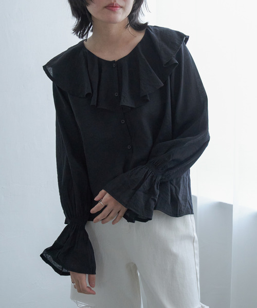 VENCEEXCHANGE（ヴァンスエクスチェンジ）の「フリルカラーボリューム袖ブラウス（シャツ/ブラウス・レディース・オフホワイト/ブラック・FREE）」の15枚目の写真