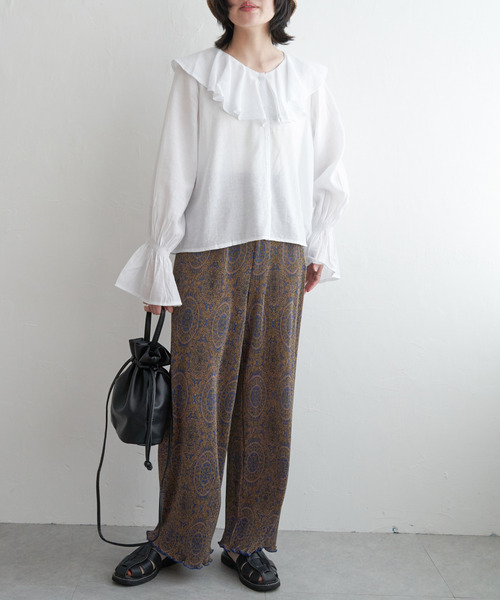 VENCEEXCHANGE（ヴァンスエクスチェンジ）の「フリルカラーボリューム袖ブラウス（シャツ/ブラウス・レディース・オフホワイト/ブラック・FREE）」の8枚目の写真