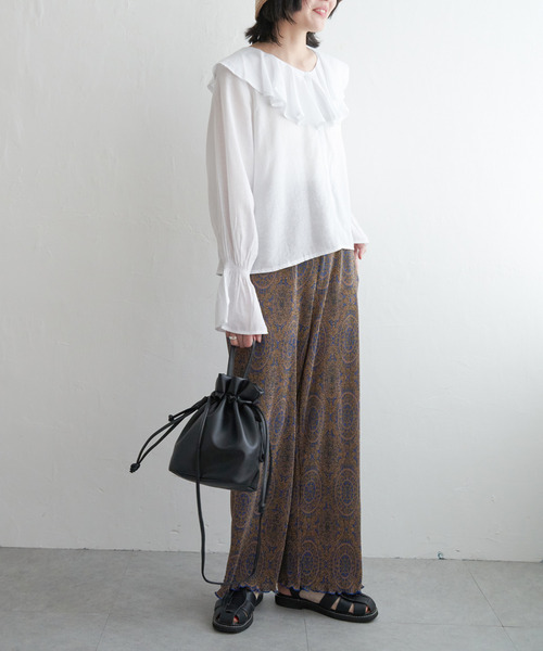 VENCEEXCHANGE（ヴァンスエクスチェンジ）の「フリルカラーボリューム袖ブラウス（シャツ/ブラウス・レディース・オフホワイト/ブラック・FREE）」の10枚目の写真