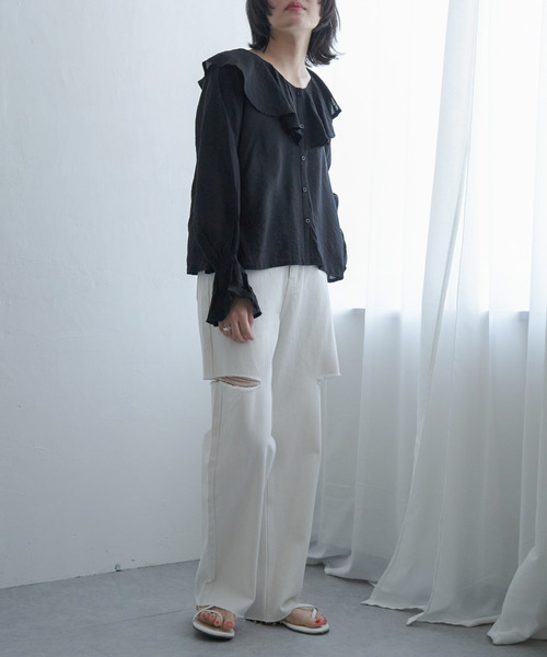 VENCEEXCHANGE（ヴァンスエクスチェンジ）の「フリルカラーボリューム袖ブラウス（シャツ/ブラウス・レディース・オフホワイト/ブラック・FREE）」の16枚目の写真