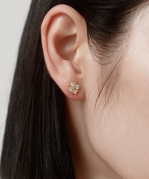 novice（ノーヴィス）の「【novice】Cross CZ Pierce（ピアス（両耳用）・レディース・シルバー/ゴールド・FREE）」の2枚目の写真