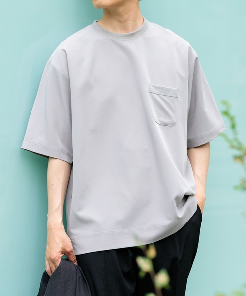 ITEMS URBANRESEARCH(アイテムズ アーバンリサーチ)の「接触冷感 TRストレッチ 半袖ポケTシャツ(Tシャツ/カットソー・メンズ・ライトグレー/グリーン/ライトベージュ/ブラック・MEDIUM/LARGE)」の3枚目の写真