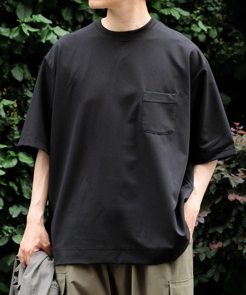 ITEMS URBANRESEARCH(アイテムズ アーバンリサーチ)の「接触冷感 TRストレッチ 半袖ポケTシャツ(Tシャツ/カットソー・メンズ・ライトグレー/グリーン/ライトベージュ/ブラック・MEDIUM/LARGE)」の2枚目の写真