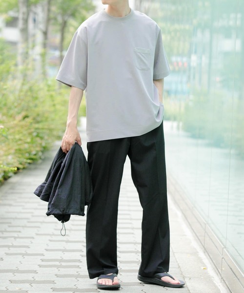 ITEMS URBANRESEARCH(アイテムズ アーバンリサーチ)の「接触冷感 TRストレッチ 半袖ポケTシャツ(Tシャツ/カットソー・メンズ・ライトグレー/グリーン/ライトベージュ/ブラック・MEDIUM/LARGE)」の8枚目の写真