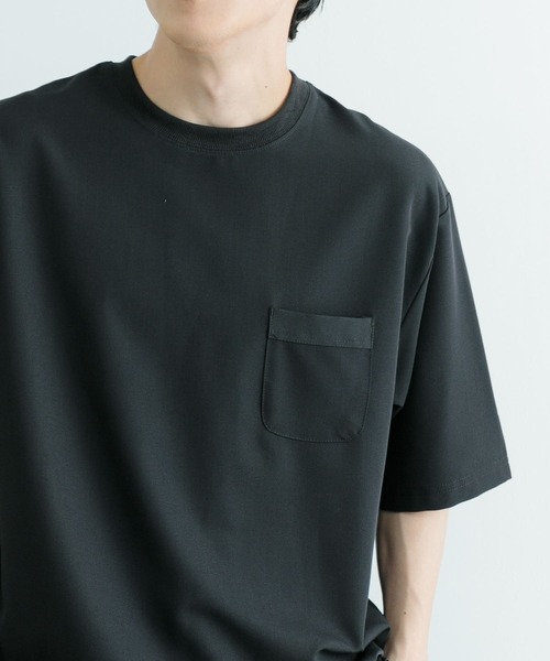 ITEMS URBANRESEARCH(アイテムズ アーバンリサーチ)の「接触冷感 TRストレッチ 半袖ポケTシャツ(Tシャツ/カットソー・メンズ・ライトグレー/グリーン/ライトベージュ/ブラック・MEDIUM/LARGE)」の17枚目の写真