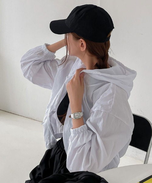VIVID LADY(ビビッドレディー)の「パーカー レディース 薄手(パーカー・レディース・ホワイト/ブラック/ダークグレー/クリーム・FREE)」の5枚目の写真