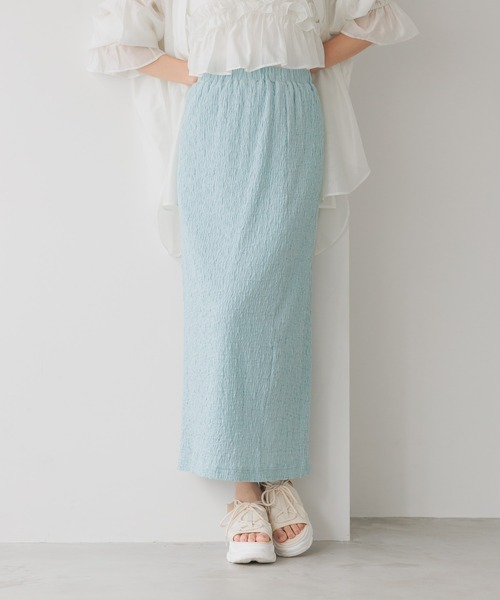 mysty woman(ミスティウーマン)の「テクスチャーカットナロースカート 128881(スカート・レディース・ブラック/パープル/オフホワイト/ピンク/ブルー系その他/イエロー系その他/ライトベージュ・FREE)」の4枚目の写真