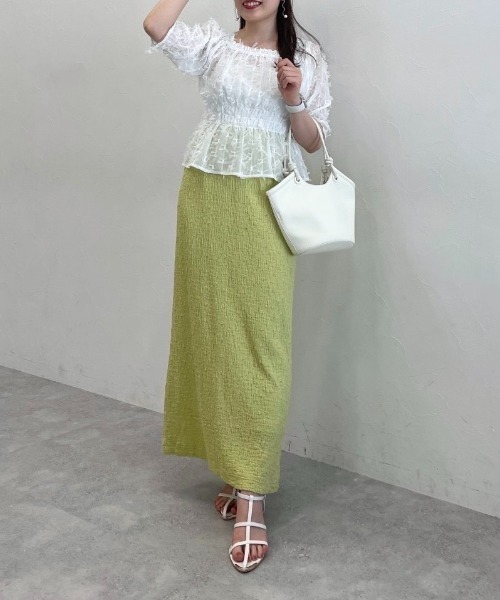 mysty woman(ミスティウーマン)の「テクスチャーカットナロースカート 128881(スカート・レディース・ブラック/パープル/オフホワイト/ピンク/ブルー系その他/イエロー系その他/ライトベージュ・FREE)」の22枚目の写真