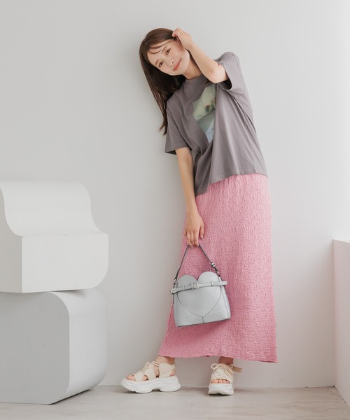 mysty woman(ミスティウーマン)の「テクスチャーカットナロースカート 128881(スカート・レディース・ブラック/パープル/オフホワイト/ピンク/ブルー系その他/イエロー系その他/ライトベージュ・FREE)」の9枚目の写真