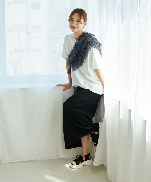 mysty woman(ミスティウーマン)の「テクスチャーカットナロースカート 128881(スカート・レディース・ブラック/パープル/オフホワイト/ピンク/ブルー系その他/イエロー系その他/ライトベージュ・FREE)」の17枚目の写真