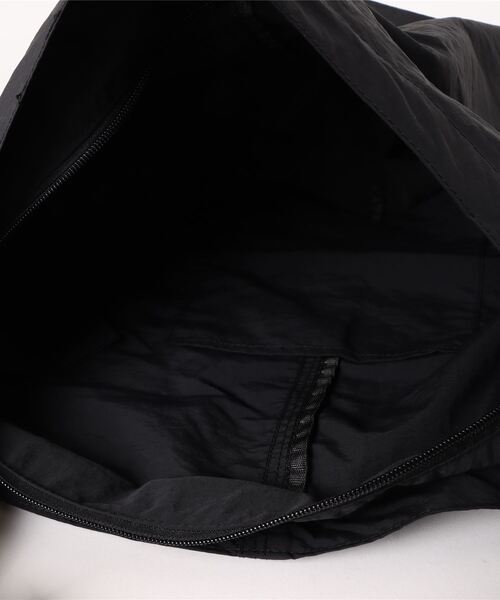 Dickies（ディッキーズ）の「【Dickies】WORKERS NYLON SHOULDER BAG / ディッキーズ ナイロン ワーカーズ ショルダーバッグ（ショルダーバッグ・メンズ・ブラック/ライトベージュ/カーキ・FREE）」の6枚目の写真