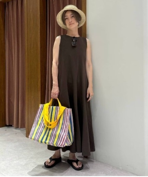HEREIAM（ヘレイアム）の「【HEREIAM】パネルカットドレス（ドレス・レディース・カーキブラウン/ブラック・SMALL/MEDIUM）」の20枚目の写真
