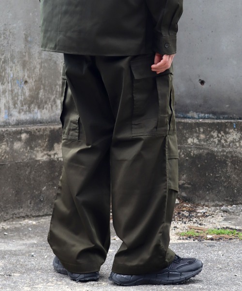 Dickies(ディッキーズ)の「【GENUINE DICKIES/ジェニュインディッキーズ】ワイドカーゴパンツ(カーゴパンツ・メンズ・ブラック/ベージュ/カーキ・M/L/LL)」の5枚目の写真